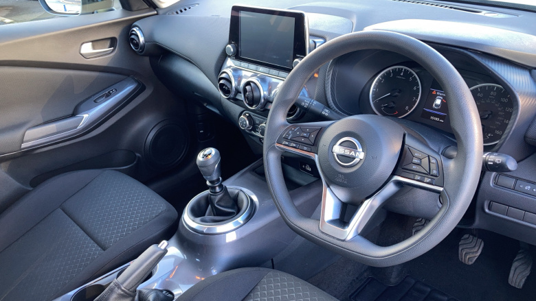 Nissan Juke 1.0 DiG-T 114 Acenta 5dr Petrol Hatchback
